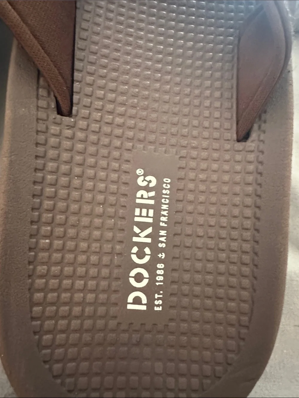 Dockers Men’s Brown Casual Flip-Flops